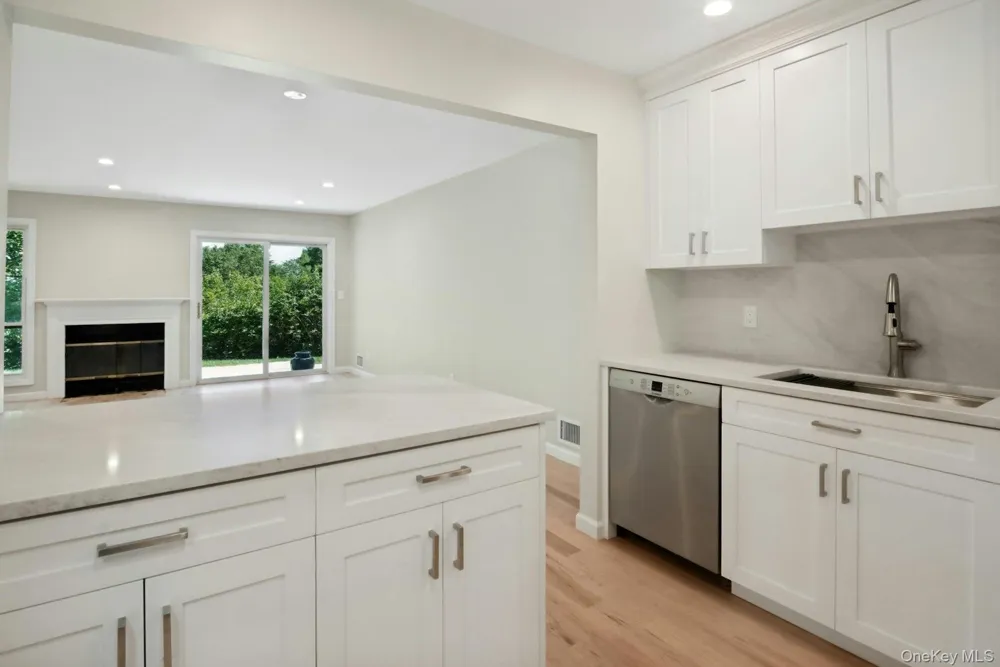 42 Hudson Watch Drive Ossining, NY 10562