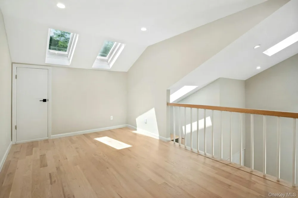 42 Hudson Watch Drive Ossining, NY 10562