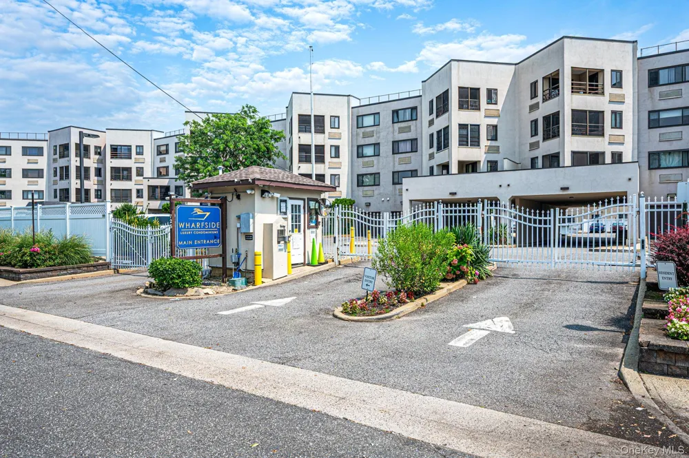 725 Miller #130 Freeport, NY 11520