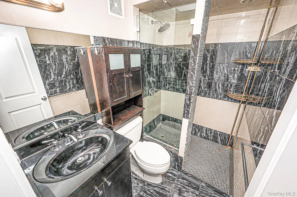 725 Miller #130 Freeport, NY 11520