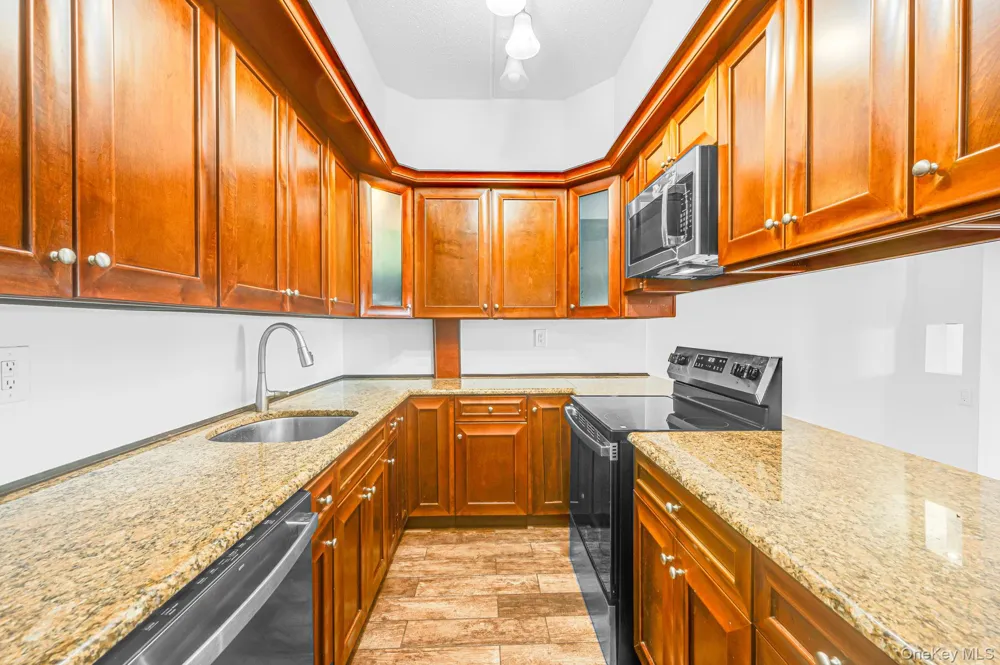 725 Miller #130 Freeport, NY 11520