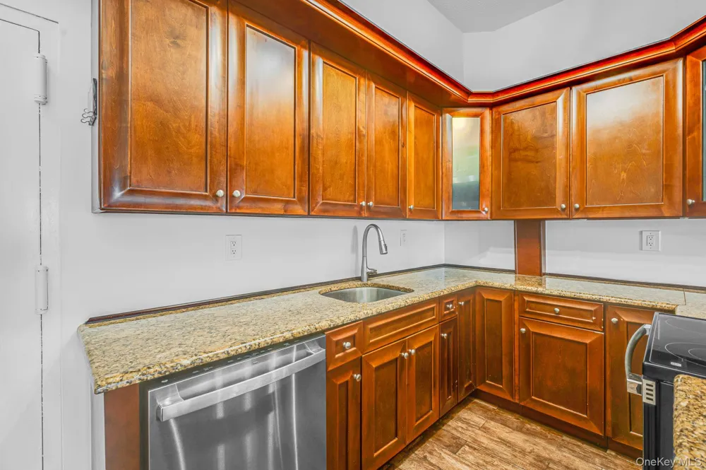 725 Miller #130 Freeport, NY 11520
