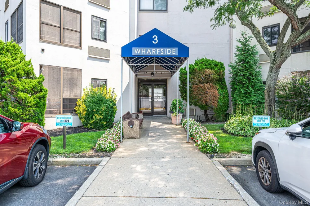 725 Miller #130 Freeport, NY 11520