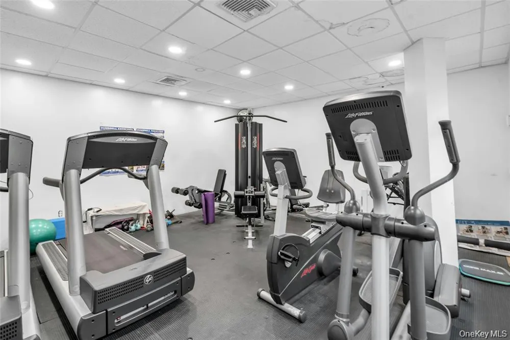 725 Miller #130 Freeport, NY 11520