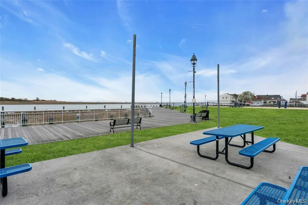 725 Miller #130 Freeport, NY 11520