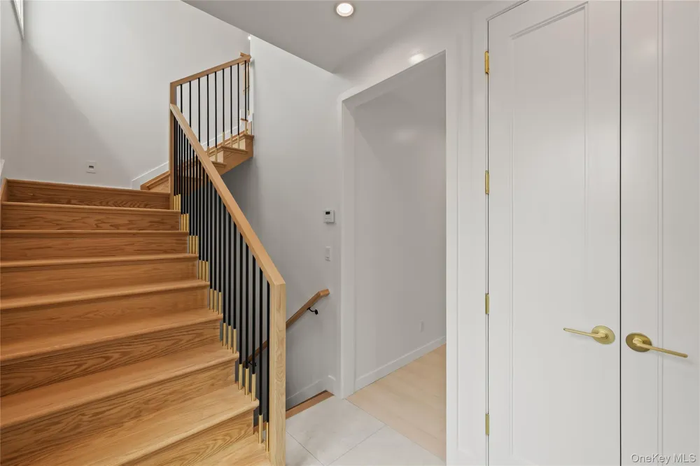 48 Noyes Avenue #201 Spring Valley, NY 10977
