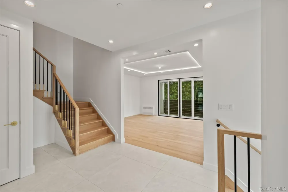 48 Noyes Avenue #201 Spring Valley, NY 10977