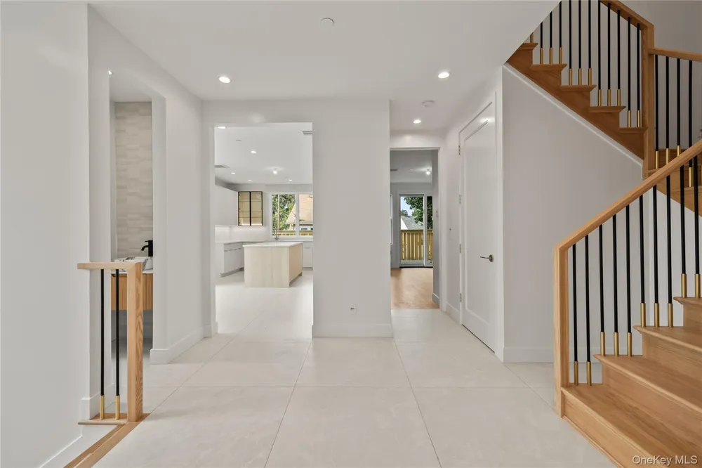 48 Noyes Avenue #201 Spring Valley, NY 10977