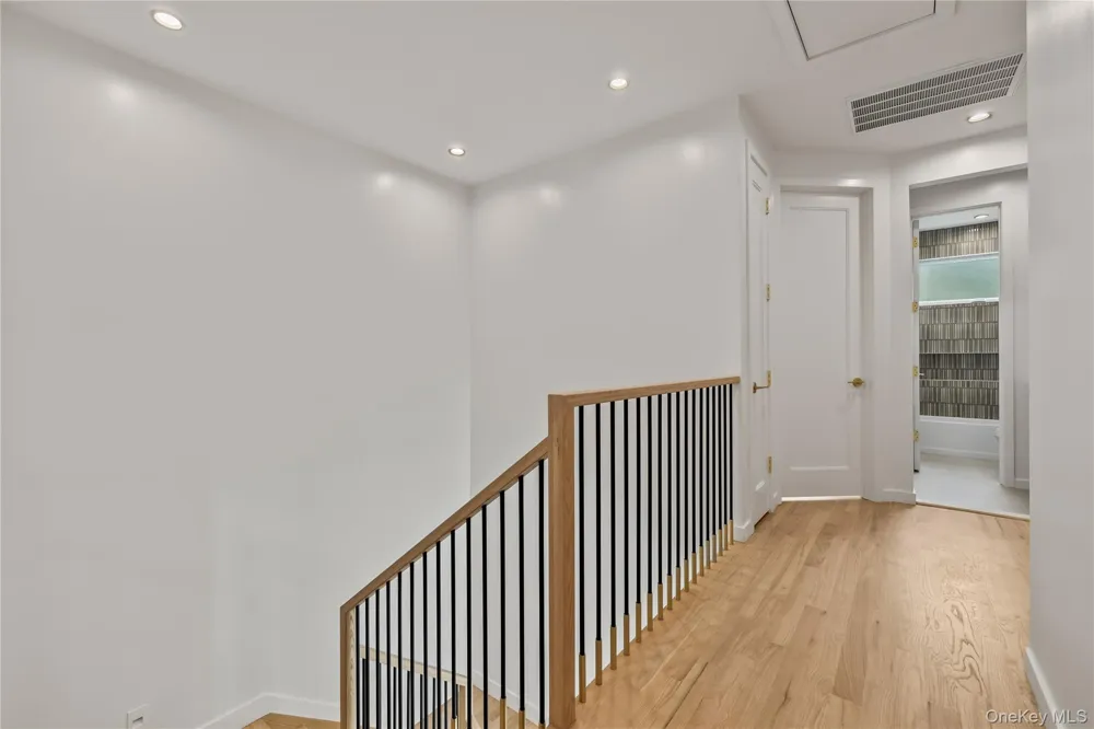 48 Noyes Avenue #201 Spring Valley, NY 10977