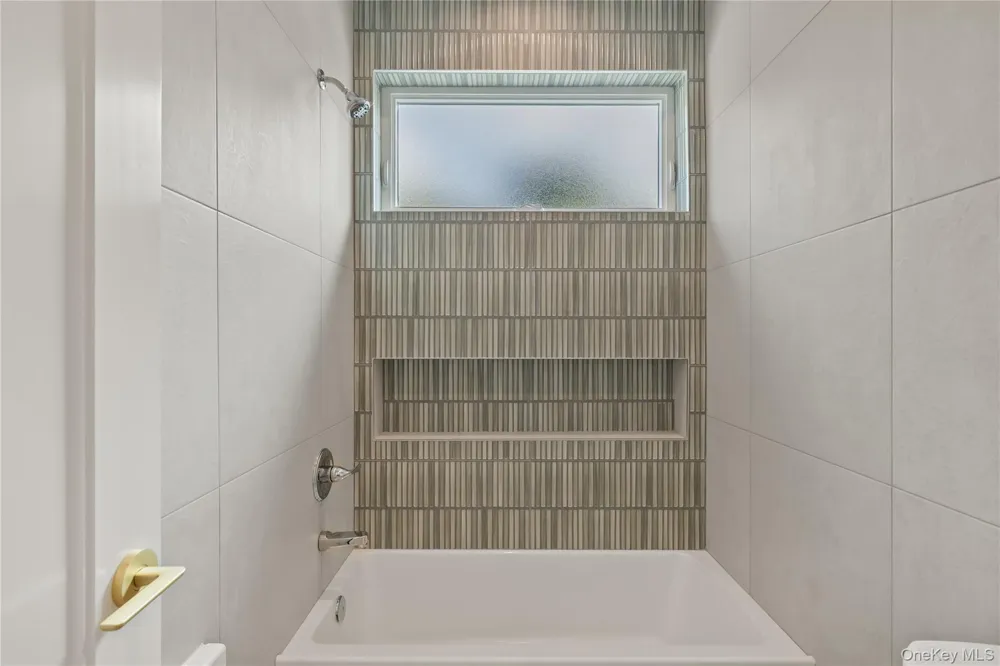 48 Noyes Avenue #201 Spring Valley, NY 10977