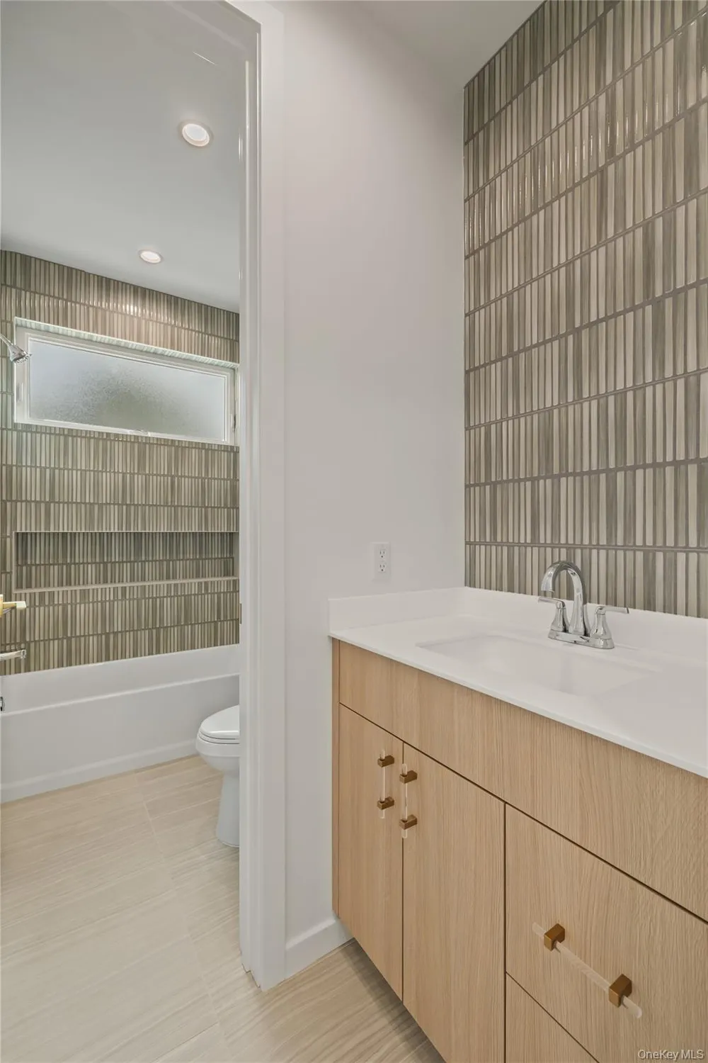 48 Noyes Avenue #201 Spring Valley, NY 10977