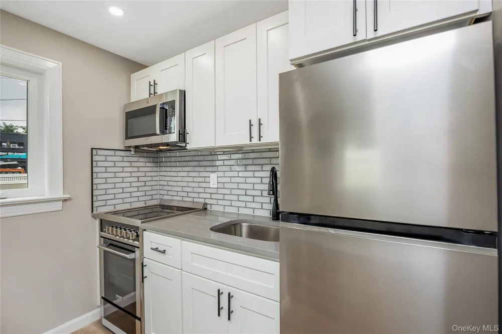 29 Tyler Street #10 Rocky Point, NY 11778