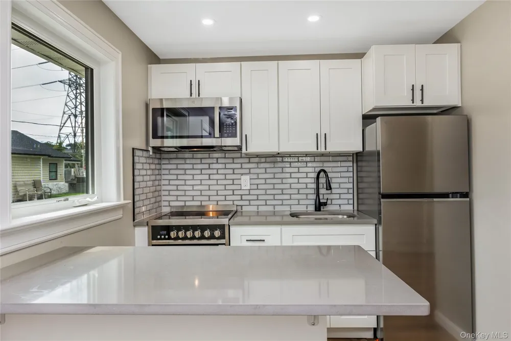 29 Tyler Street #10 Rocky Point, NY 11778