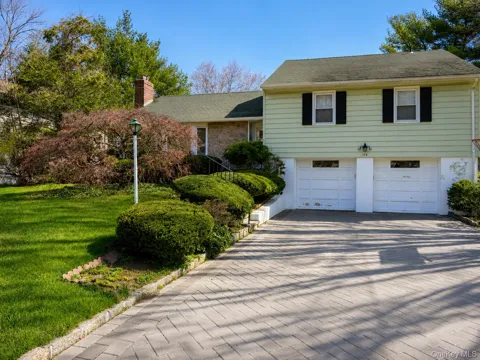 174 Waverly Road