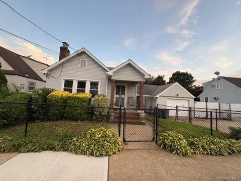 1435 Alpha Street