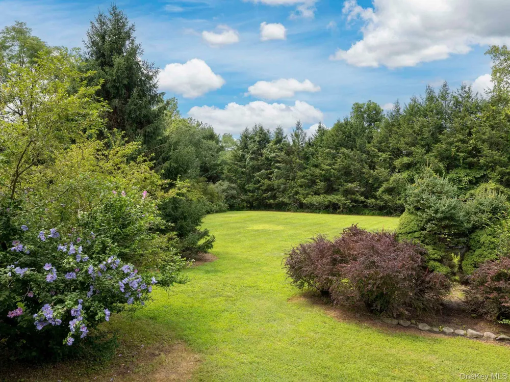 233 Queens Highway Kerhonkson, NY 12446