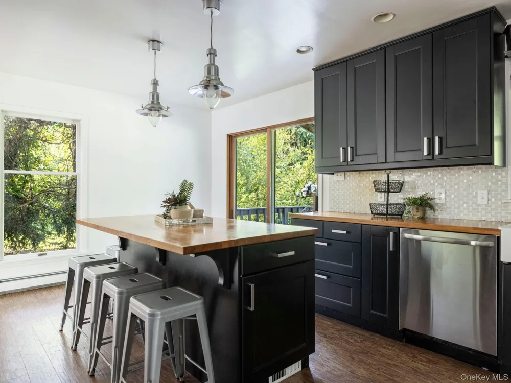 233 Queens Highway Kerhonkson, NY 12446