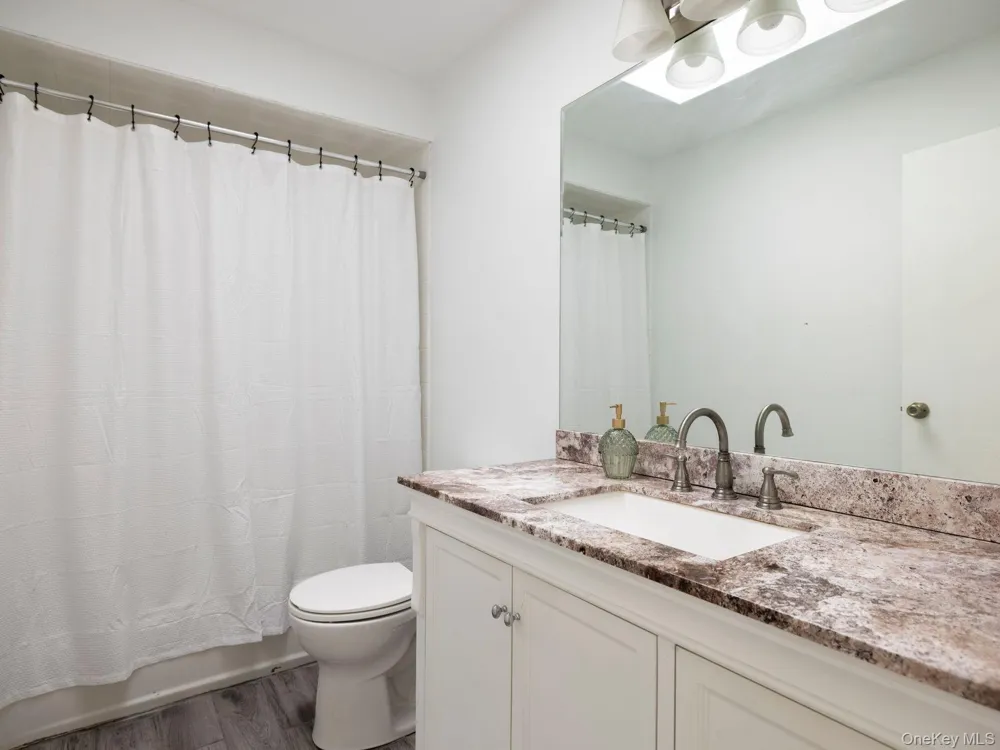233 Queens Highway Kerhonkson, NY 12446