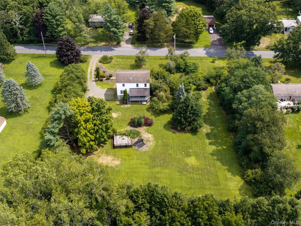 233 Queens Highway Kerhonkson, NY 12446
