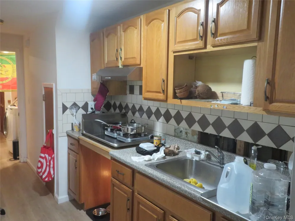 5714 Avenue L Brooklyn, NY 11234