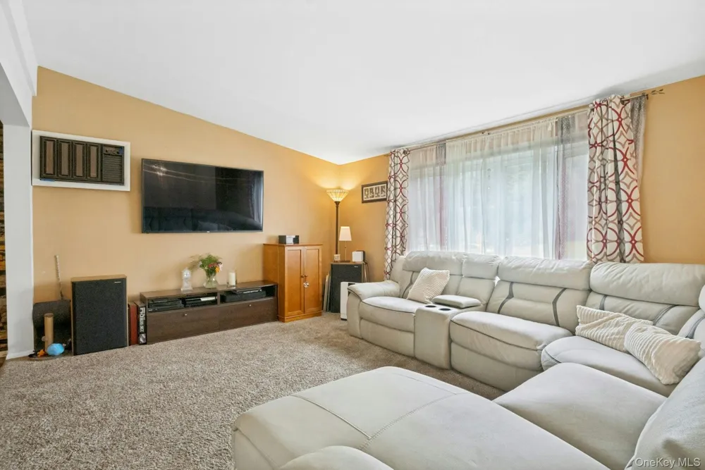 2 Shirley Drive Patterson, NY 12563