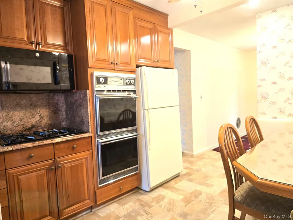 6515 180th Street Fresh Meadows, NY 11365