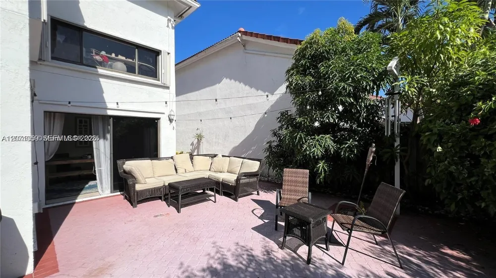 21722 Cromwell Cir Boca Raton, FL 33486