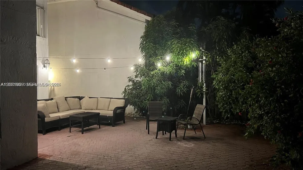 21722 Cromwell Cir Boca Raton, FL 33486