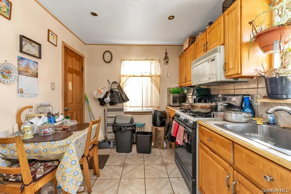 190-26 118th Avenue Saint Albans, NY 11412