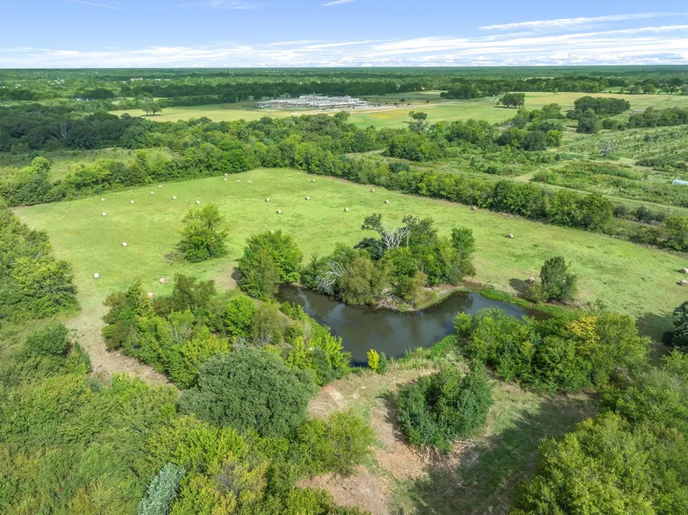 600 VZ County Road 4930 Van, TX 75790