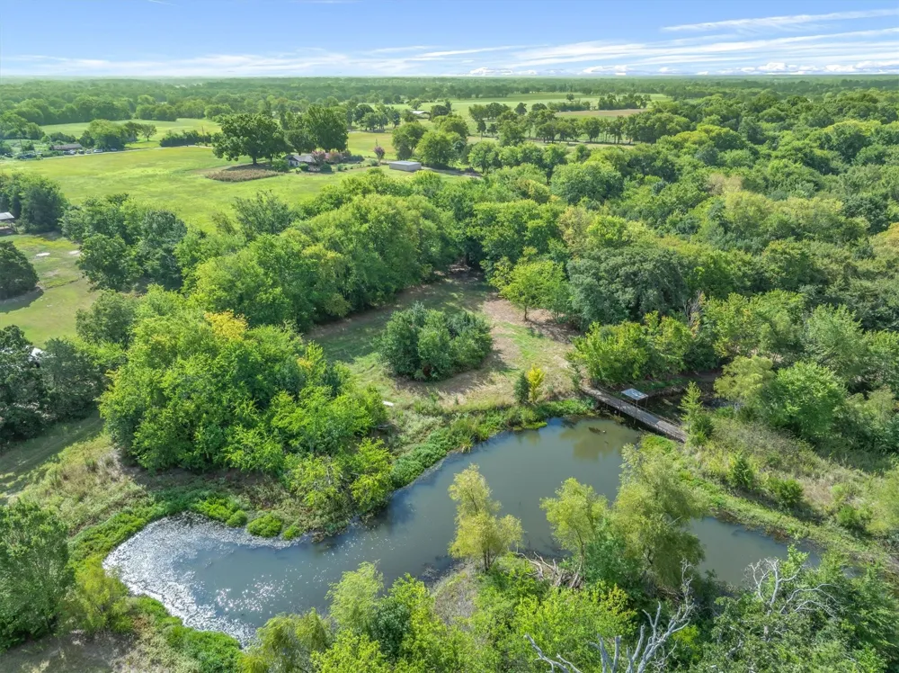 600 VZ County Road 4930 Van, TX 75790