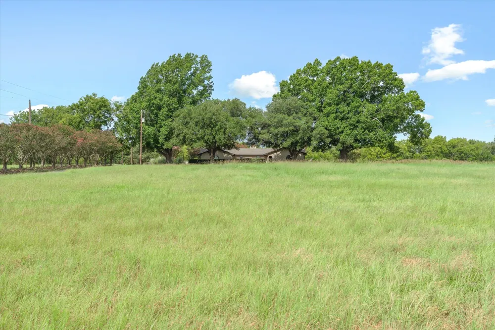 600 VZ County Road 4930 Van, TX 75790