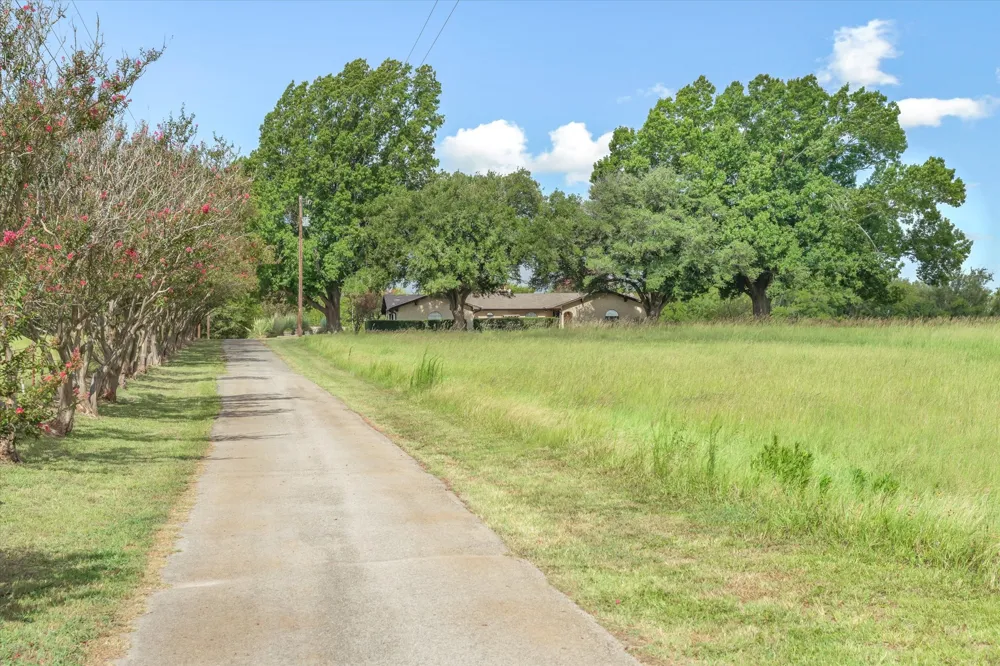 600 VZ County Road 4930 Van, TX 75790