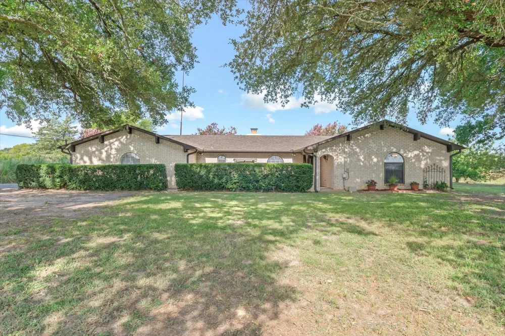 600 VZ County Road 4930 Van, TX 75790