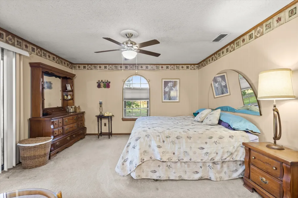 600 VZ County Road 4930 Van, TX 75790