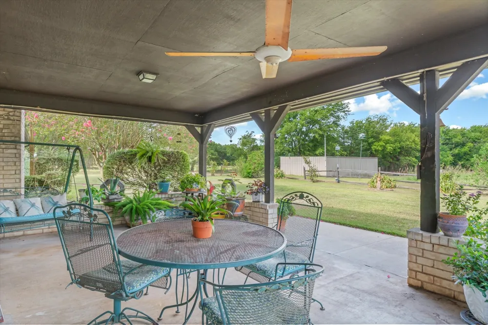 600 VZ County Road 4930 Van, TX 75790