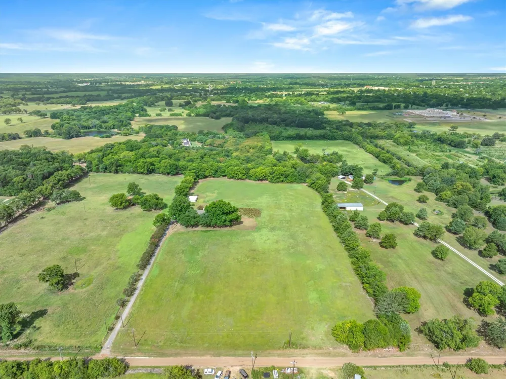 600 VZ County Road 4930 Van, TX 75790