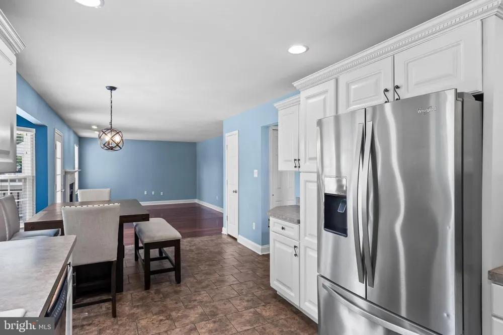 23 CHARLES AVENUE Blackwood, NJ 08012
