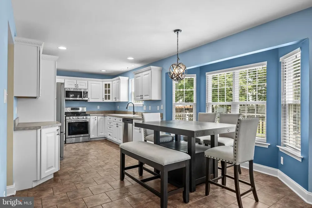 23 CHARLES AVENUE Blackwood, NJ 08012