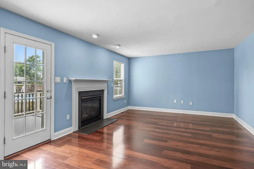 23 CHARLES AVENUE Blackwood, NJ 08012