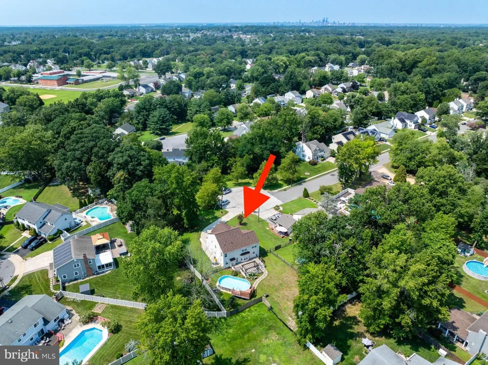 23 CHARLES AVENUE Blackwood, NJ 08012