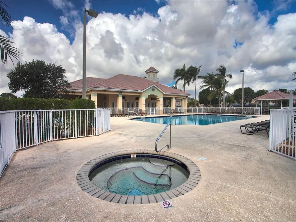 4777 SW 14th Street Deerfield Beach, FL 33442