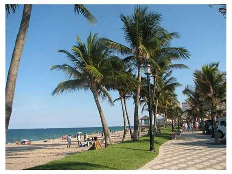 4777 SW 14th Street Deerfield Beach, FL 33442