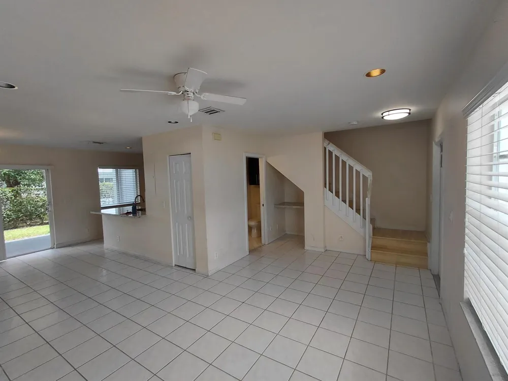 4777 SW 14th Street Deerfield Beach, FL 33442