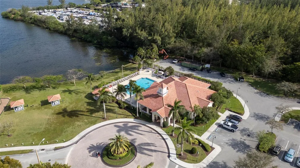 4777 SW 14th Street Deerfield Beach, FL 33442