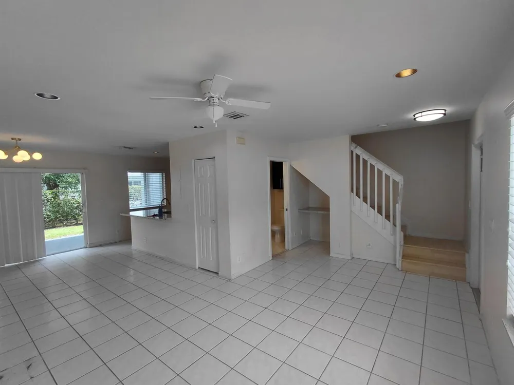 4777 SW 14th Street Deerfield Beach, FL 33442