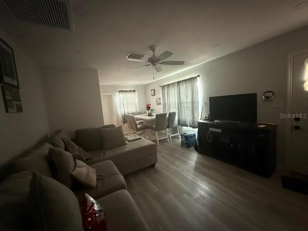 1402 4TH AVENUE NE Ruskin, FL 33570