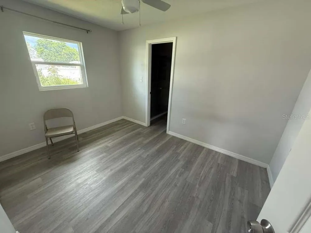 1402 4TH AVENUE NE Ruskin, FL 33570