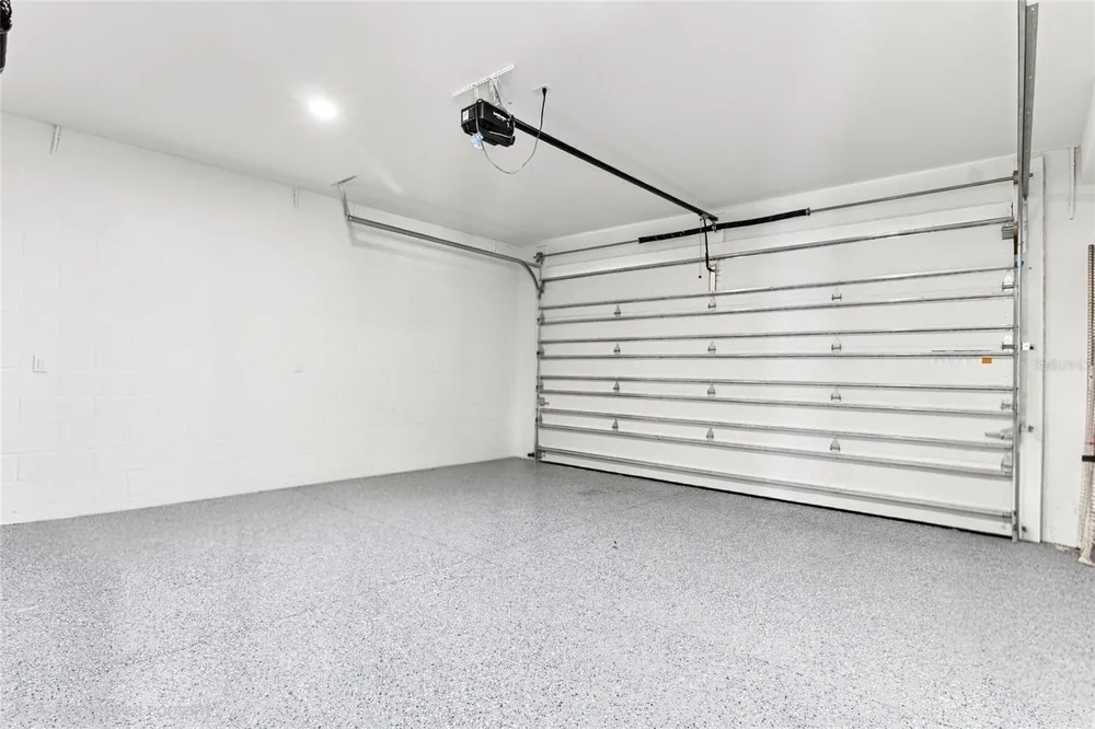 4122 W NASSAU STREET Tampa, FL 33607