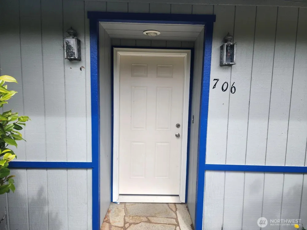 706 Wakina Loop SE Ocean Shores, WA 98569